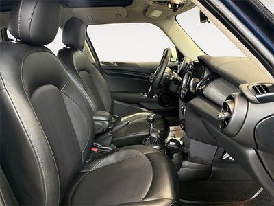 2017 MINI Hardtop 4 Door Cooper