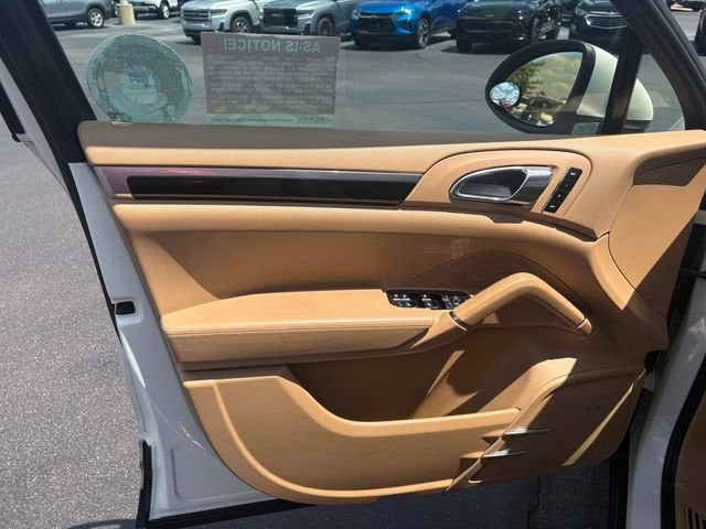 2011 Porsche Cayenne Base