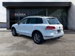 2016 Volkswagen Touareg Sport w/Technology