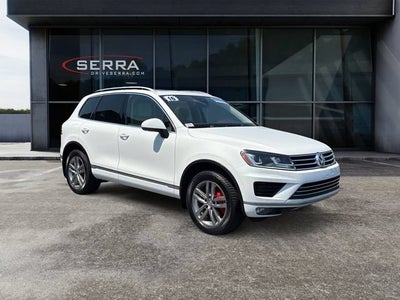 2016 Volkswagen Touareg Sport w/Technology