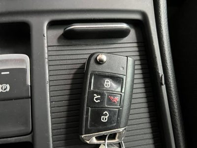 2016 Volkswagen e-Golf SE