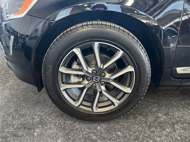 2016 Volvo XC60 T5 Platinum