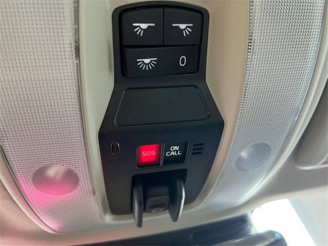 2016 Volvo XC60 T5 Platinum