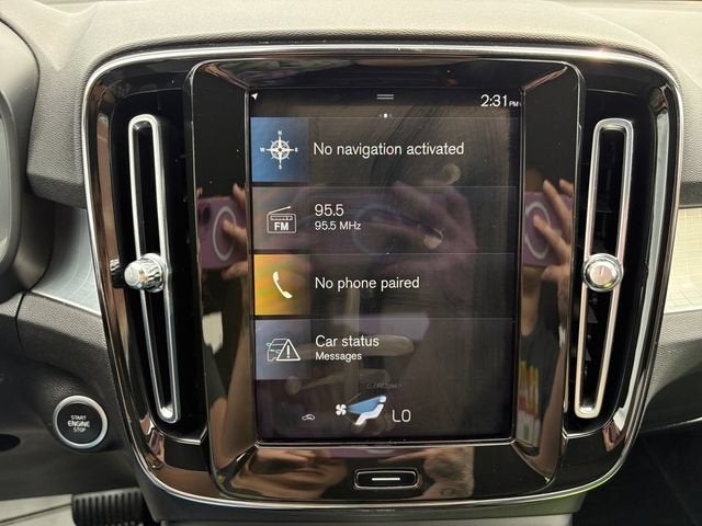 2021 Volvo XC40 Momentum