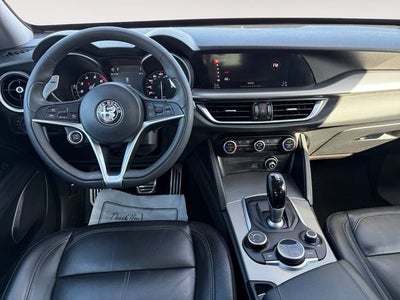 2019 Alfa Romeo Stelvio Sport