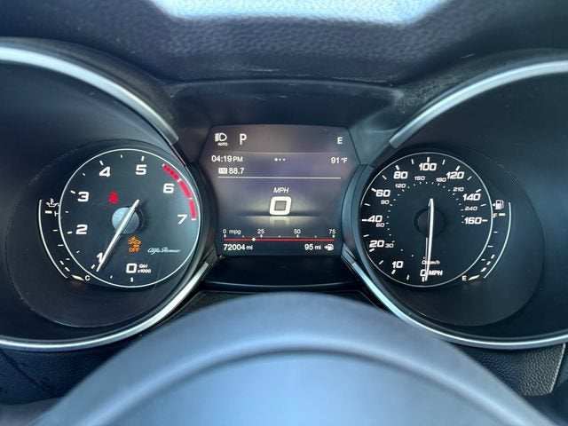 2019 Alfa Romeo Stelvio Sport