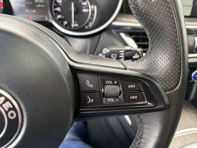 2023 Alfa Romeo Stelvio Ti