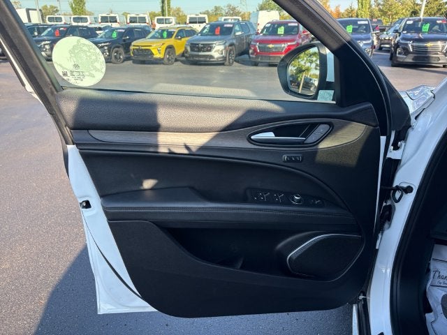 2023 Alfa Romeo Stelvio Ti