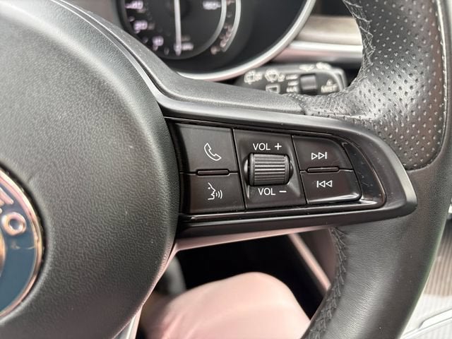 2023 Alfa Romeo Stelvio Ti