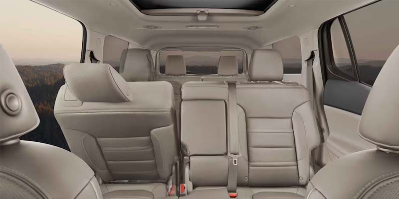 2023 GMC Acadia interior seats